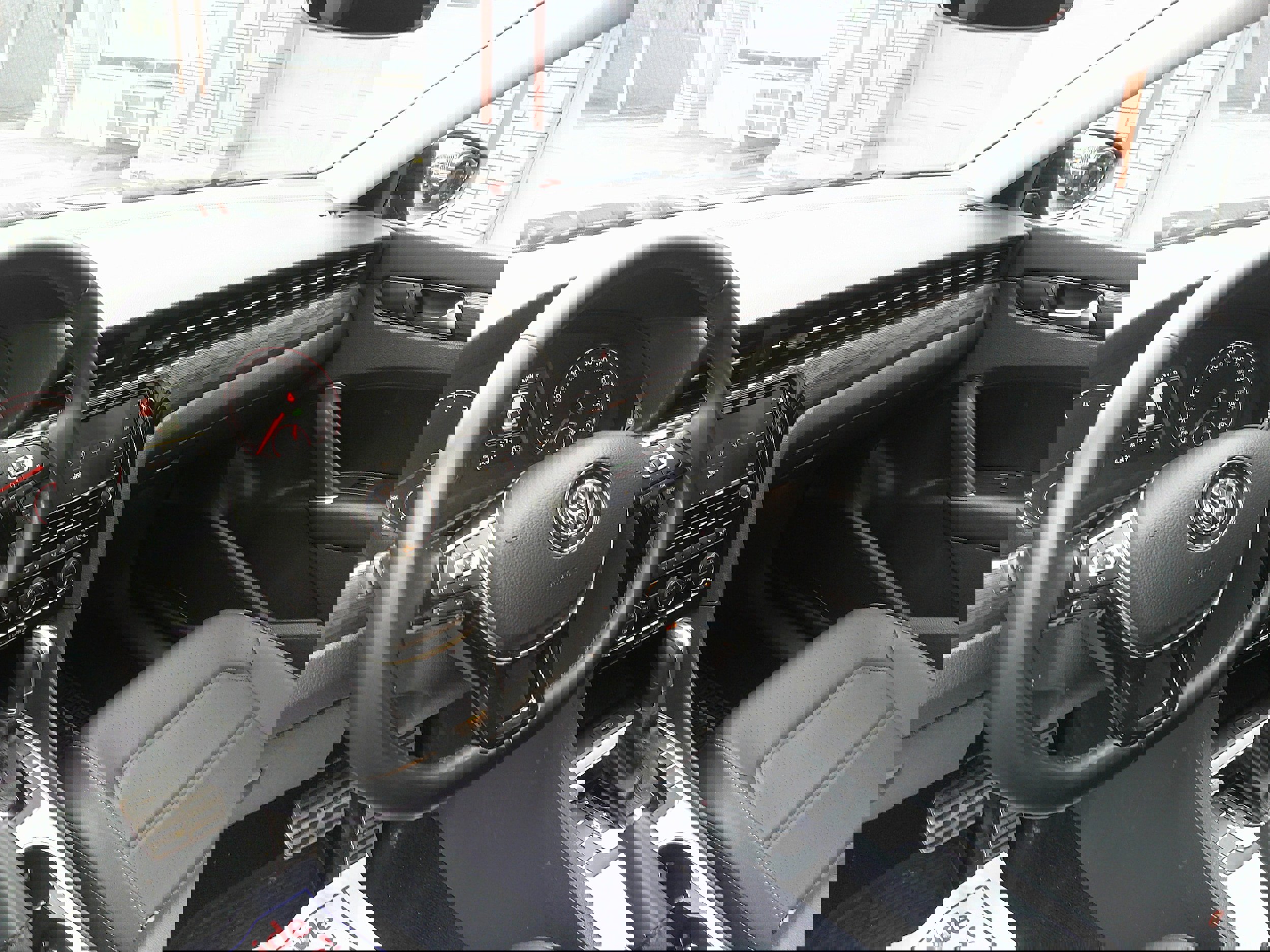 Used 2020 Volkswagen Passat 2.0T R-Line image 20