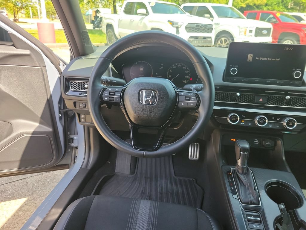 Used 2022 Honda Civic Sport image 16
