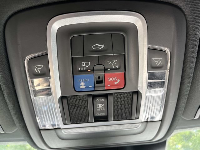 Used 2021 RAM 2500 Limited AWD/4WD image 36