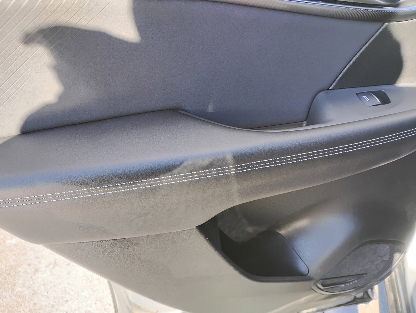 Used 2025 Buick Envision Sport Touring image 16