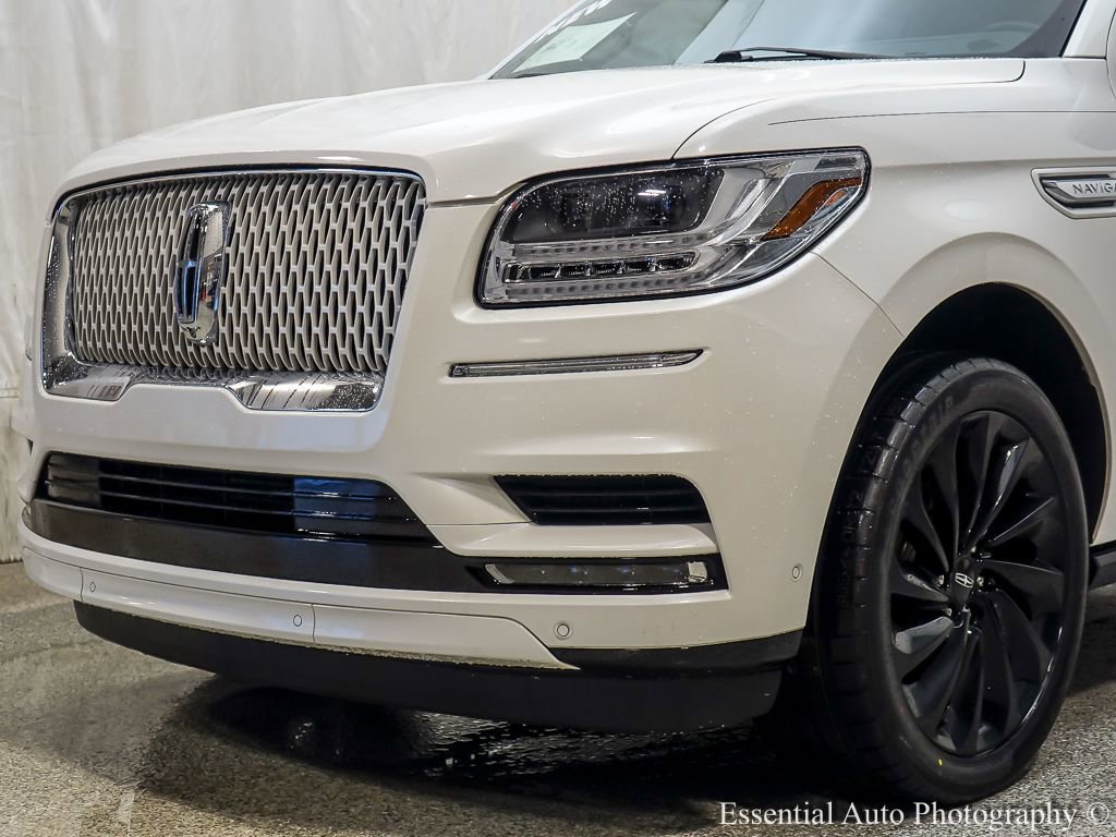 Used 2020 Lincoln Navigator Reserve w/ Equipment Group 208A Reserve image 4