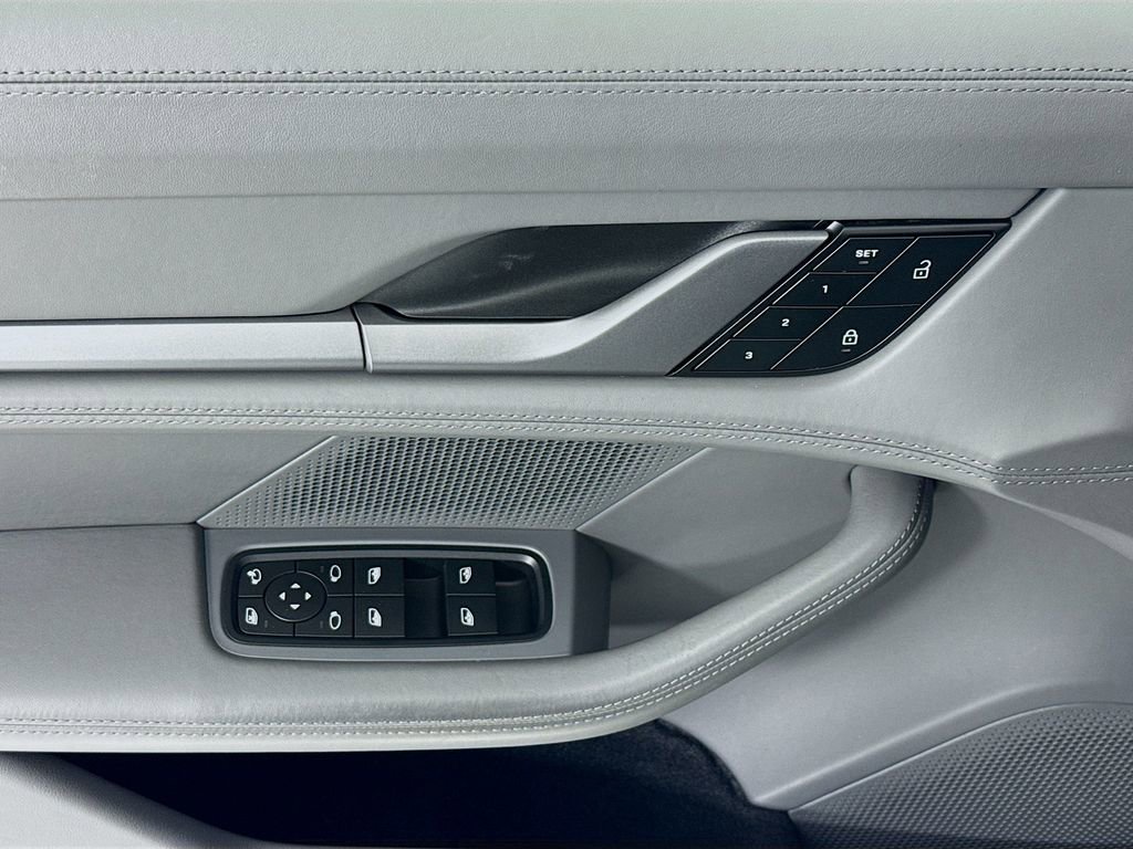 Certified 2023 Porsche Taycan RWD image 11