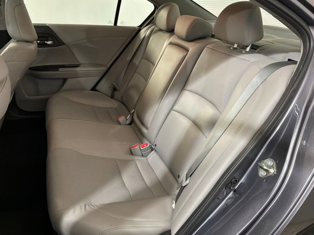 Used 2017 Honda Accord EX-L image 19