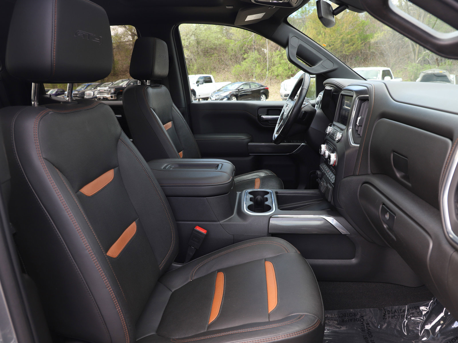 Used 2020 GMC Sierra 1500 AT4 w/ AT4 Premium Package AWD/4WD image 11
