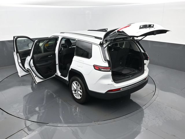 Used 2023 Jeep Grand Cherokee L Laredo AWD/4WD image 26