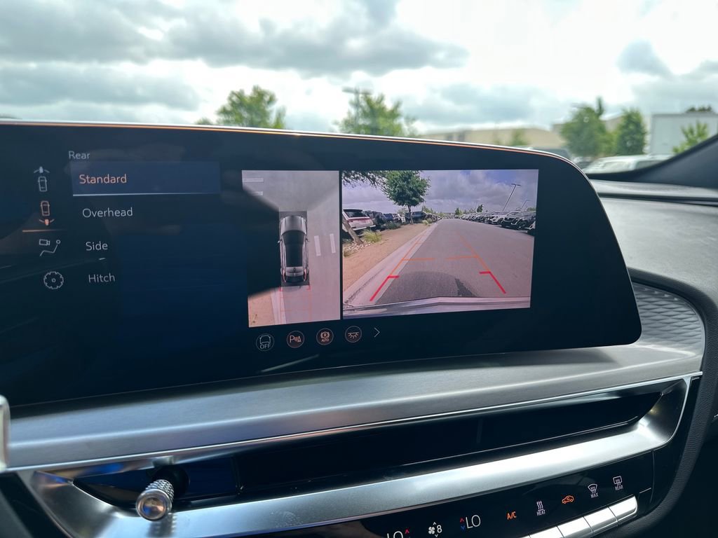 New 2026 Cadillac Lyriq Luxury image 24