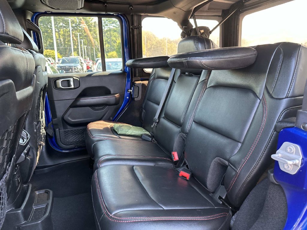 Used 2020 Jeep Wrangler Unlimited Rubicon w/ LED Lighting Group AWD/4WD image 13