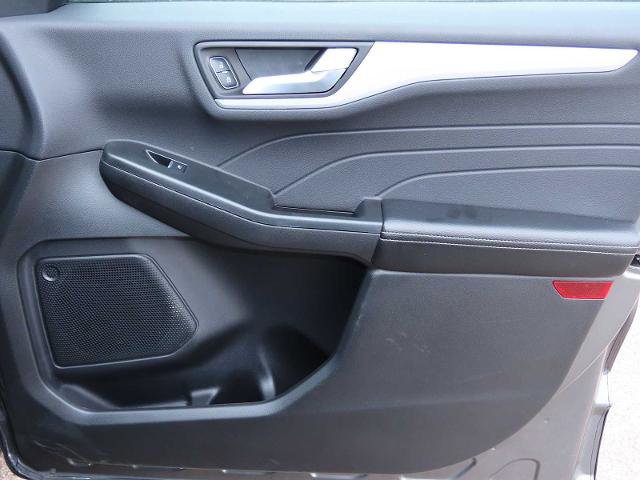 Certified 2025 Ford Escape Platinum image 14