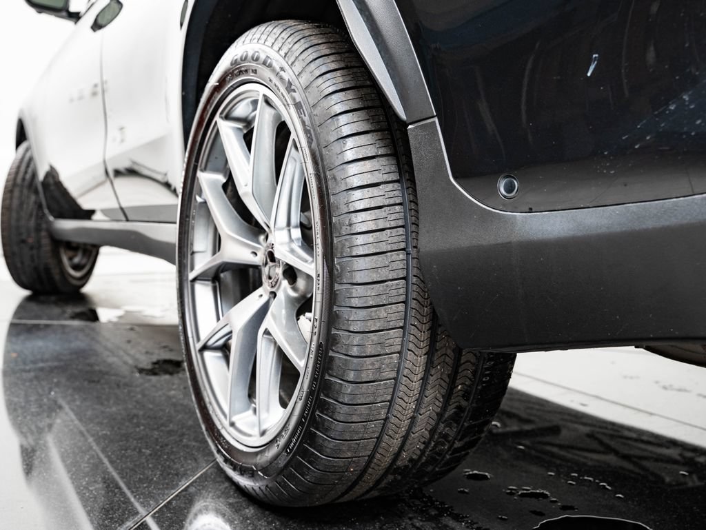 Certified 2022 Mercedes-Benz GLC 300 4MATIC image 49
