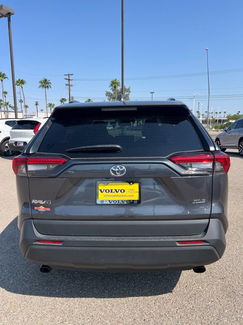 Used 2023 Toyota RAV4 XLE w/ Convenience Package FWD image 4