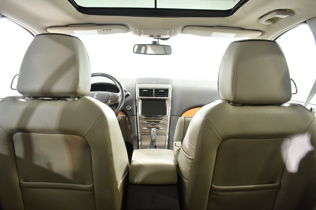 Used 2015 Lincoln MKX AWD w/ Equipment Group 102A image 17