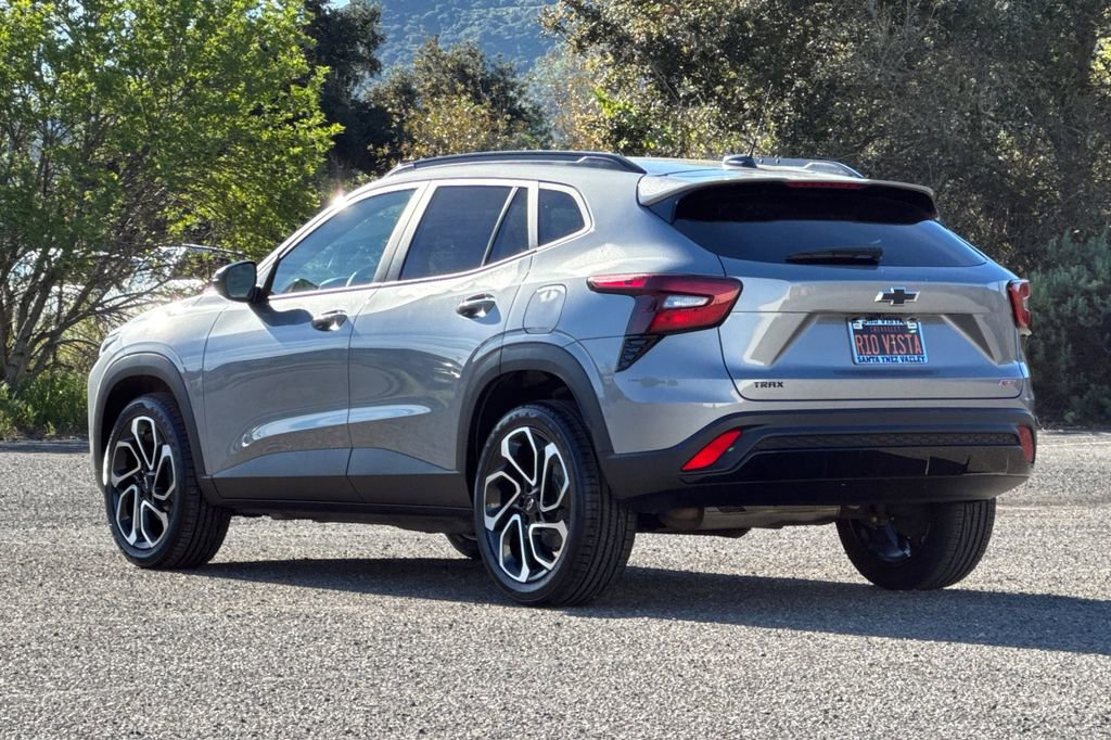Certified 2024 Chevrolet Trax RS image 6