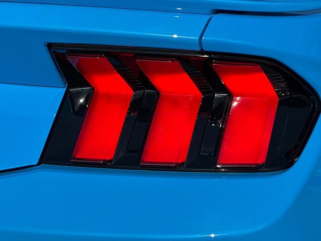 Used 2025 Ford Mustang GT Premium RWD image 29
