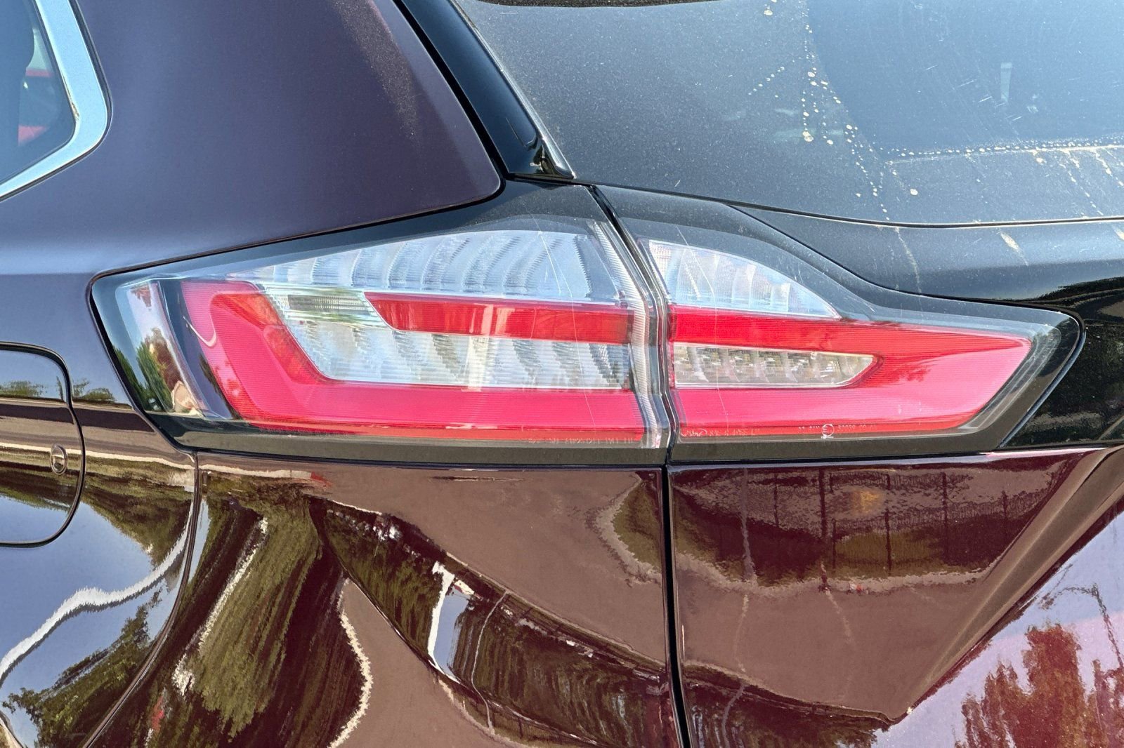 Used 2024 Ford Edge Titanium image 46