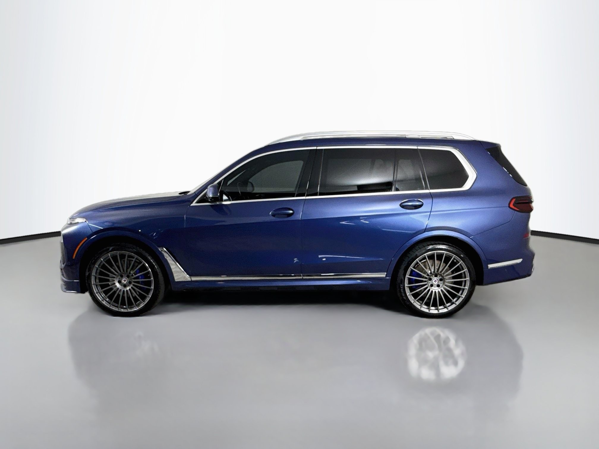 Used 2024 BMW ALPINA XB7 AWD/4WD image 6