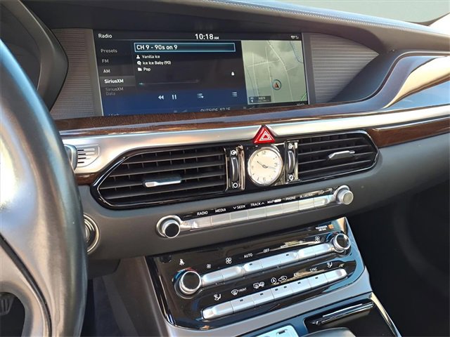 Used 2017 Genesis G90 5.0 Ultimate image 11