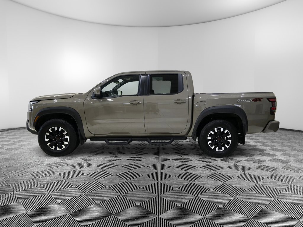 Used 2024 Nissan Frontier PRO-4X w/ Pro Convenience Package image 2