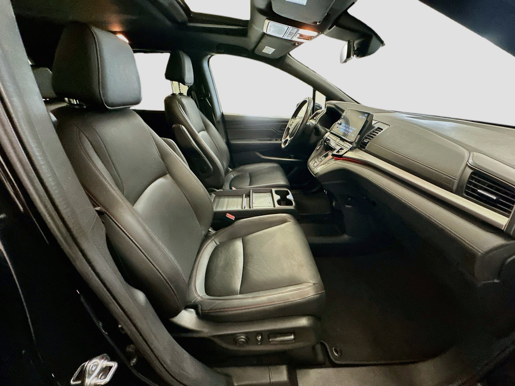 Used 2025 Honda Odyssey Sport-L image 34
