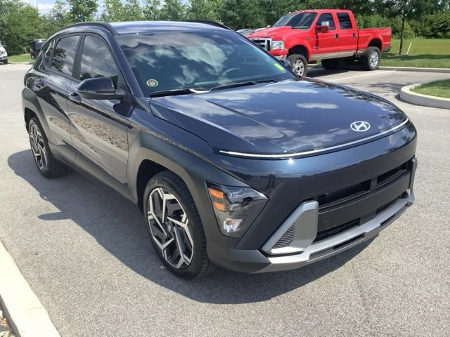 Used 2026 Hyundai Kona SEL Premium FWD image 3