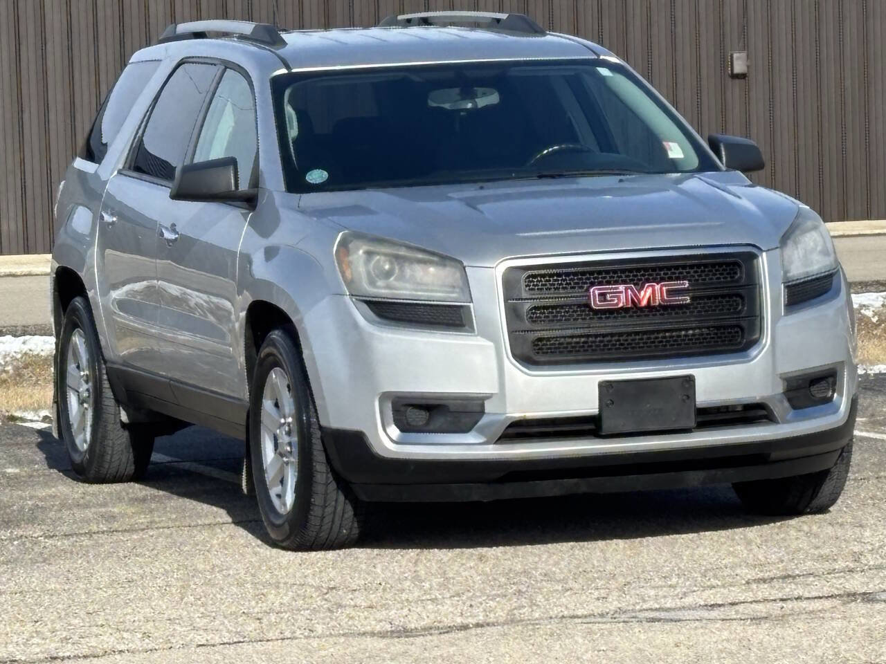 Used 2015 GMC Acadia SLE image 3