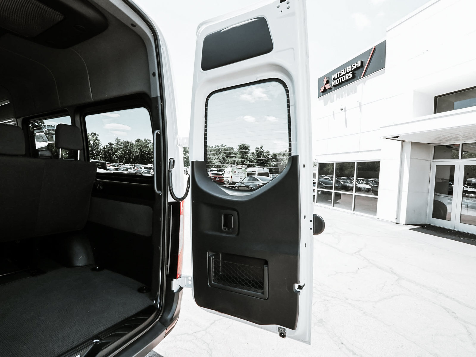 Used 2026 Mercedes-Benz Sprinter 2500 image 47