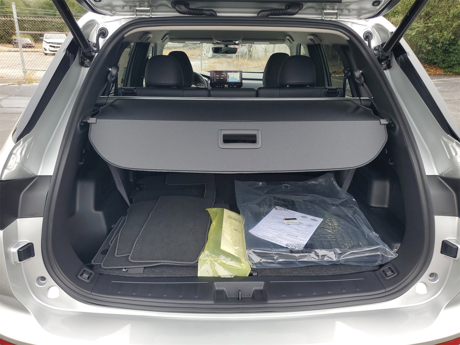 New 2026 Mitsubishi Outlander SE image 28