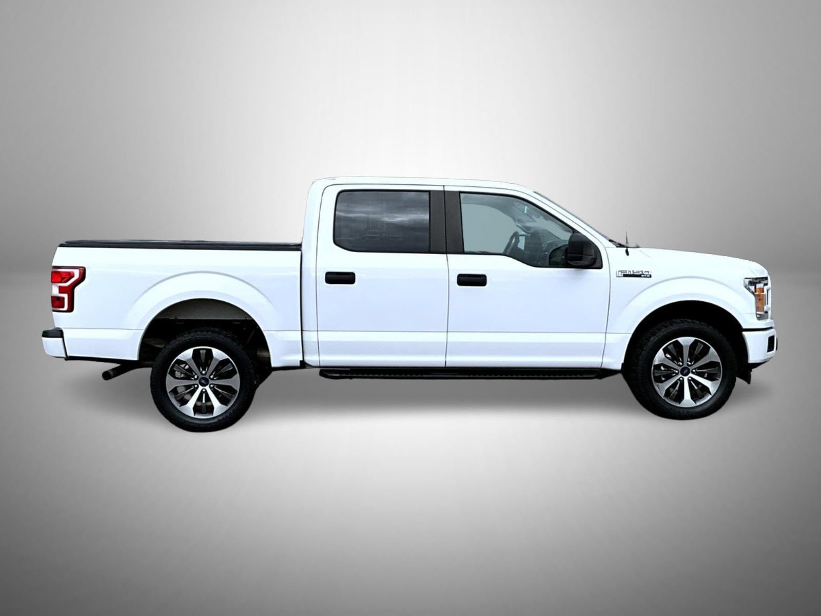 Used 2019 Ford F150 XL w/ Equipment Group 101A Mid AWD/4WD image 4