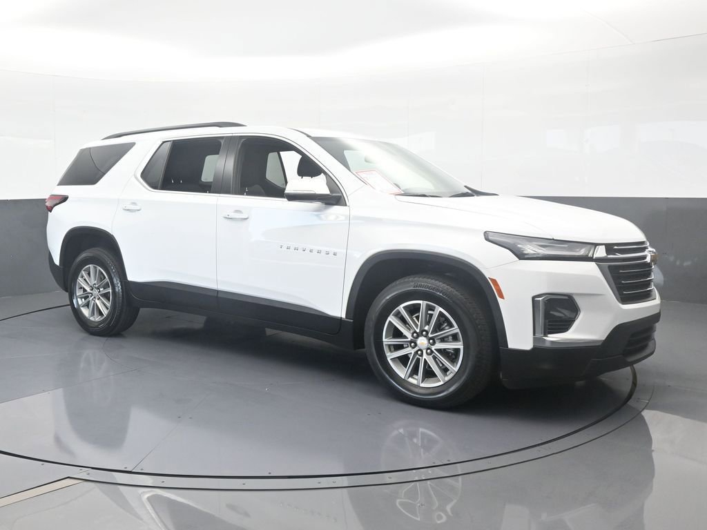 Used 2023 Chevrolet Traverse LT image 8