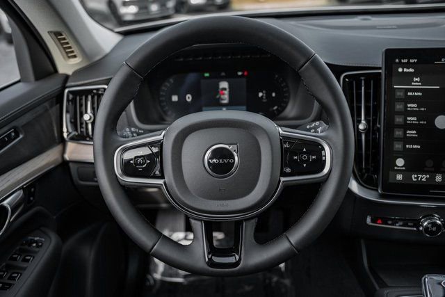 New 2026 Volvo XC90 B6 Plus w/ Protection Package Premier image 28