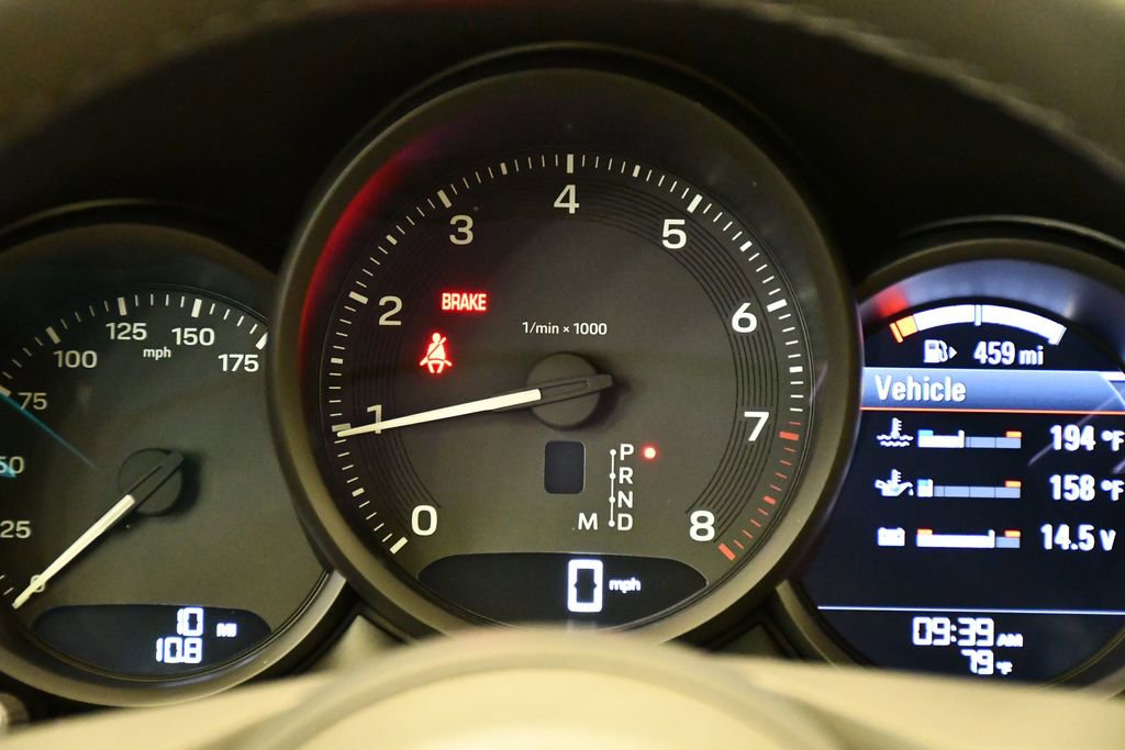 Certified 2025 Porsche Macan image 29