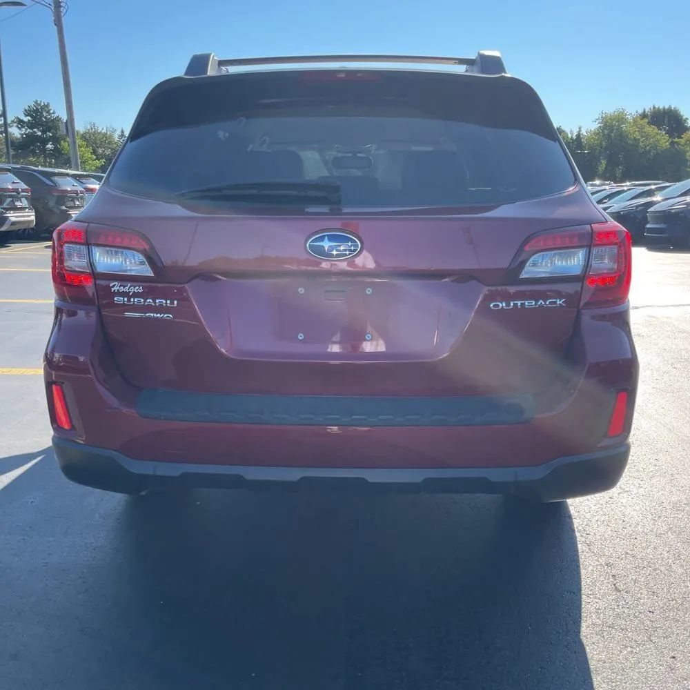Used 2015 Subaru Outback 2.5i Limited AWD/4WD image 7
