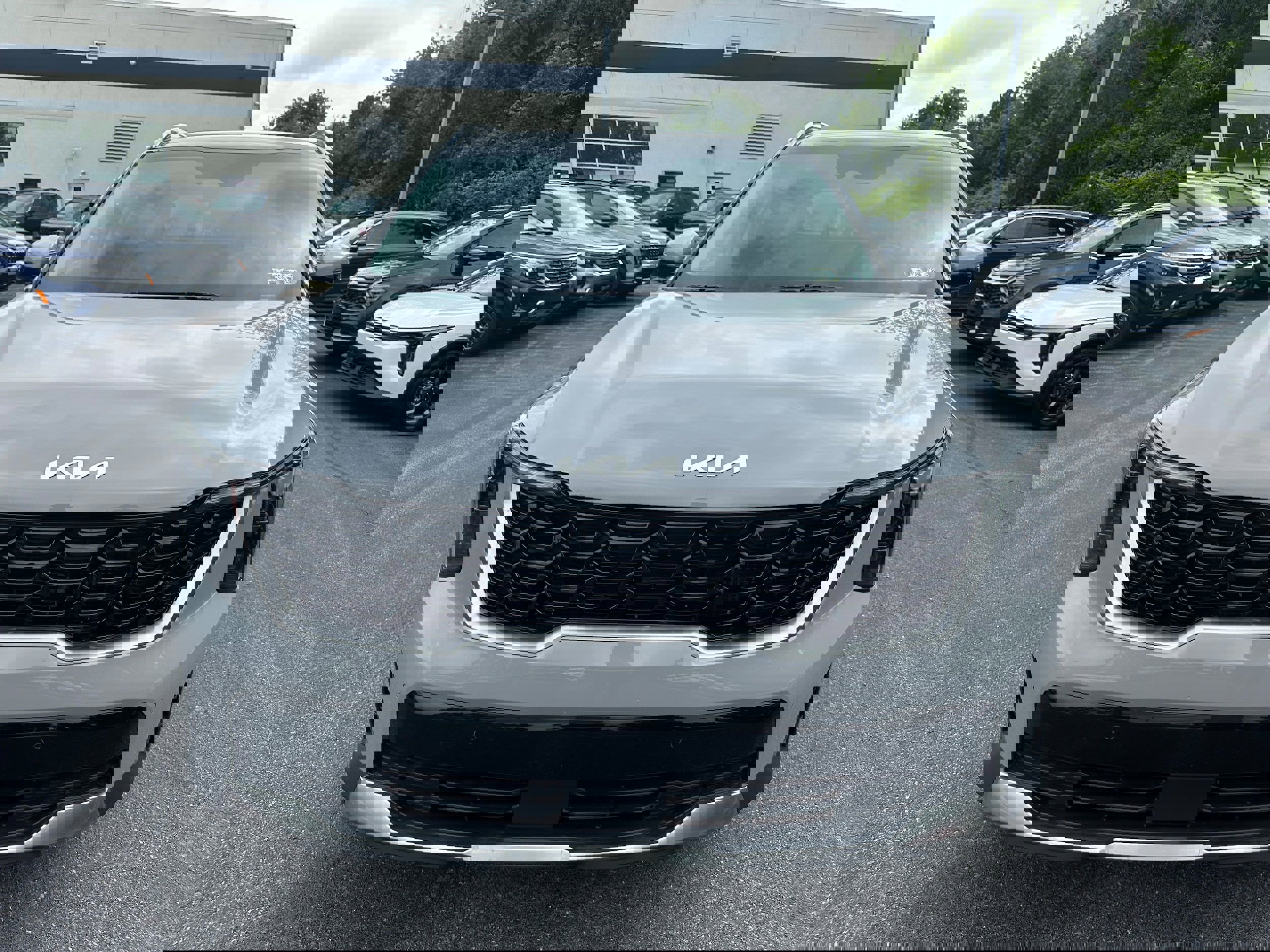 New 2025 Kia Sorento EX w/ Panoramic Sunroof Package image 2