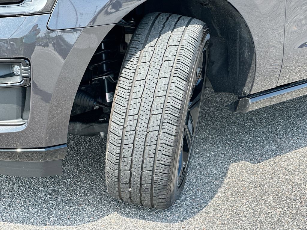Certified 2024 Ford Expedition Limited RWD image 25