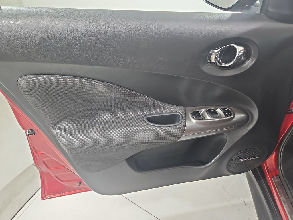 Used 2013 Nissan Juke SL w/ Chrome Pkg AWD/4WD image 11