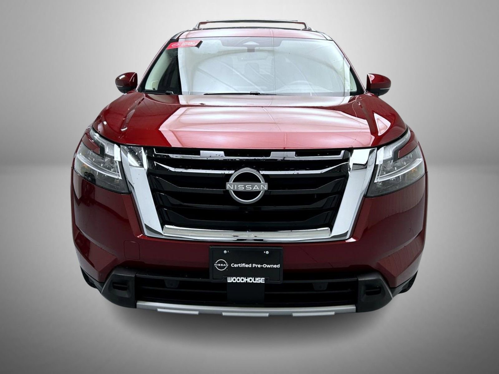 Used 2024 Nissan Pathfinder SL w/ SL Premium Package image 2