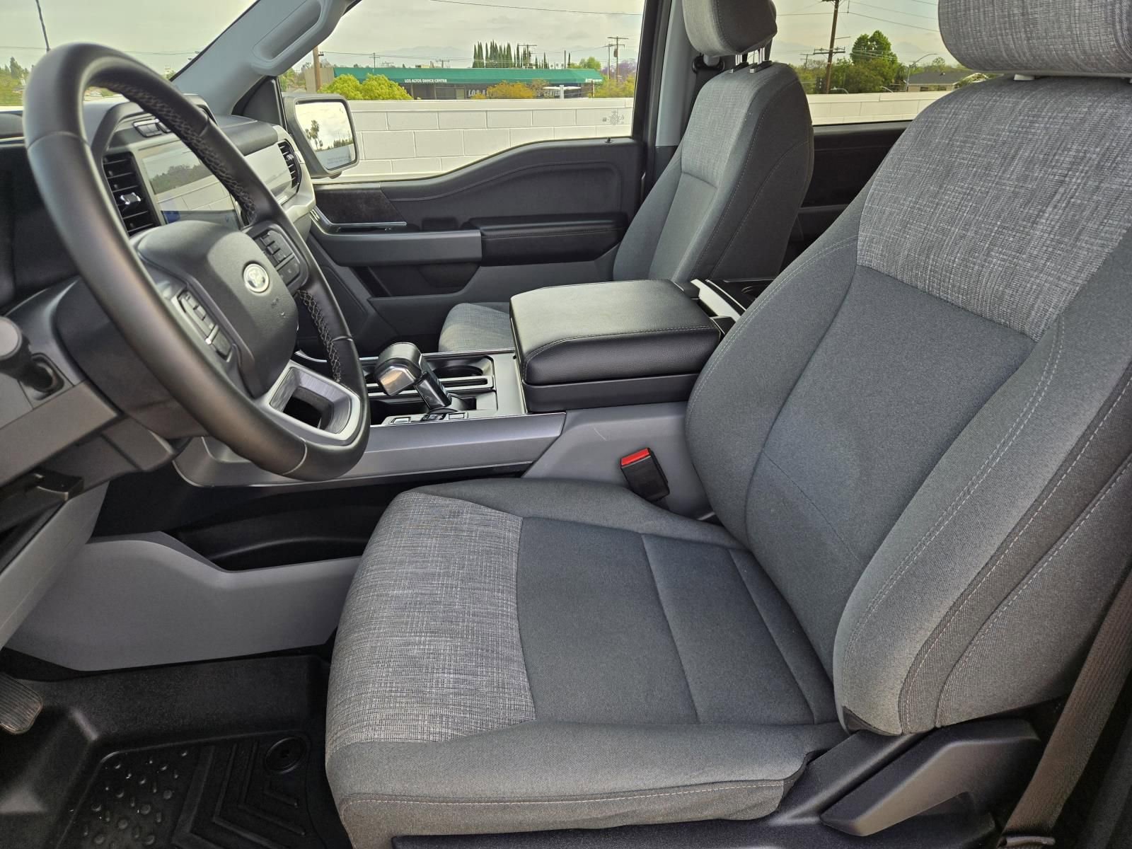 Used 2023 Ford F150 Lightning XLT image 24