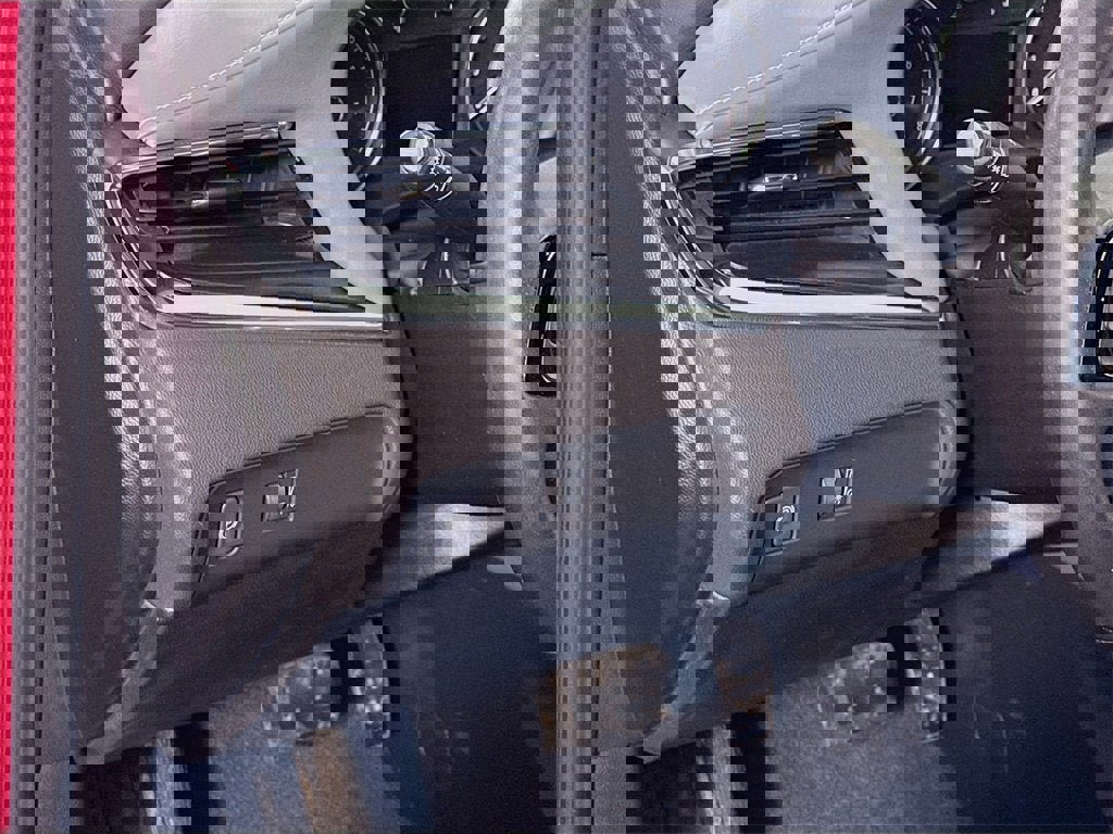 Certified 2023 Buick Enclave Essence w/ Experience Buick Package image 5