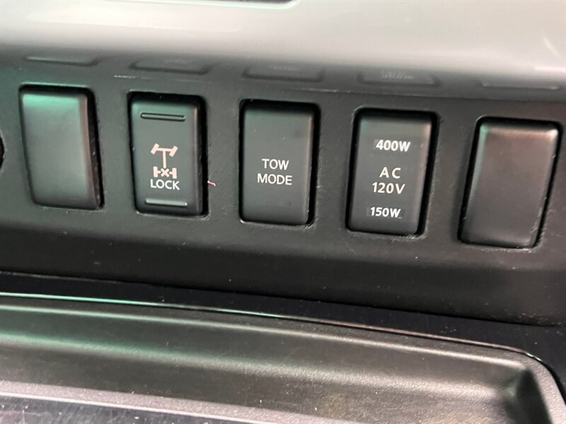 Used 2015 Nissan Titan PRO-4X AWD/4WD image 33