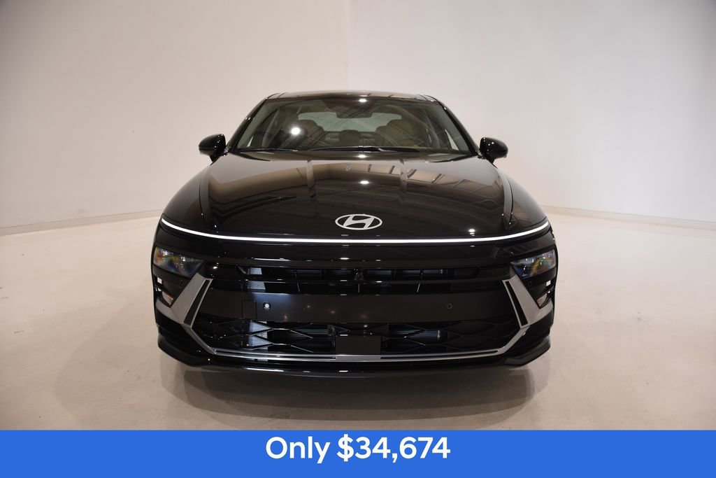 New 2025 Hyundai Sonata Limited image 2
