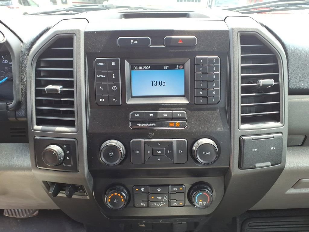 Used 2020 Ford F250 XL w/ Power Equipment Group AWD/4WD image 19