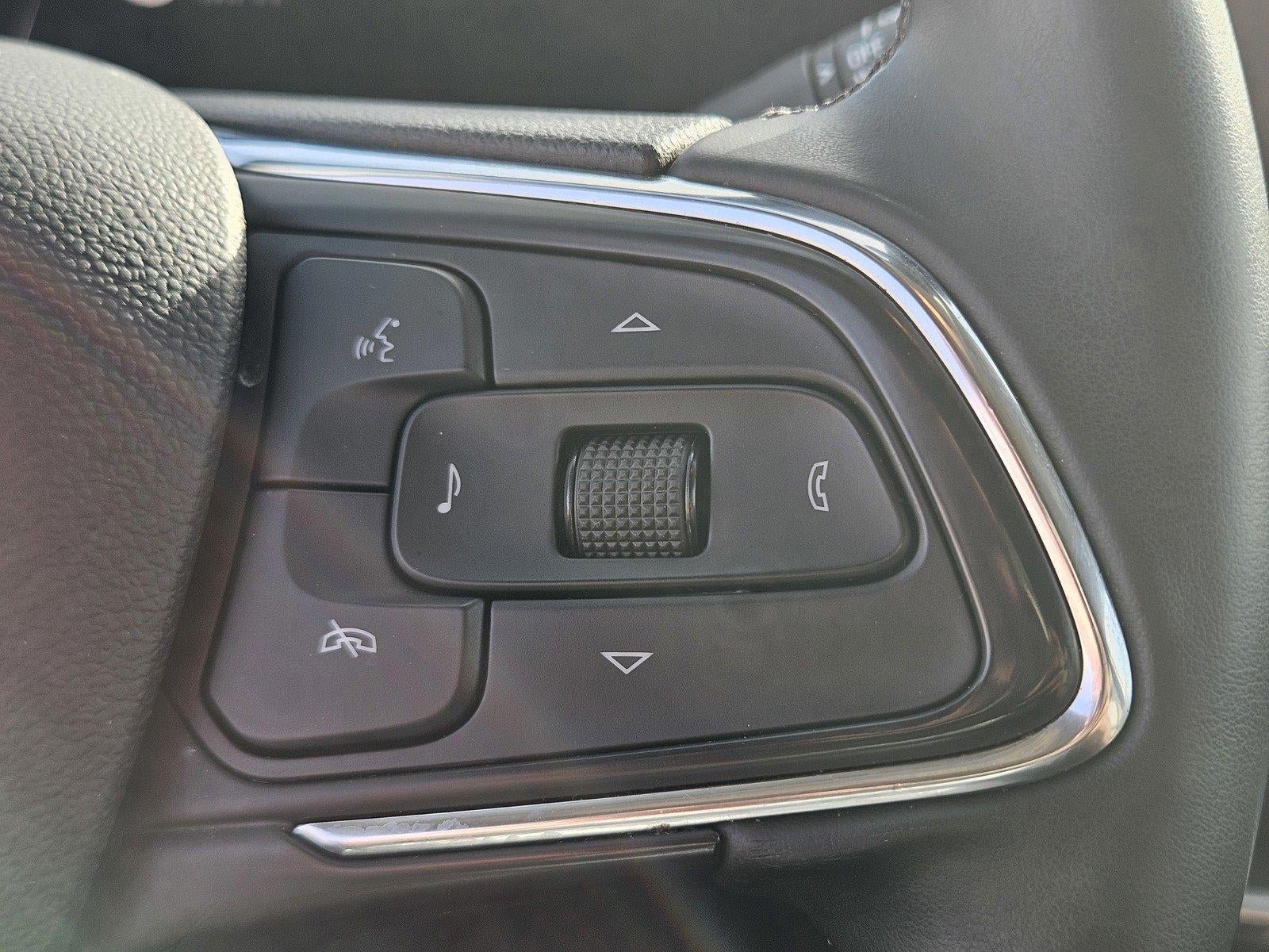 Used 2025 Buick Encore GX Sport Touring w/ Comfort Package FWD image 22
