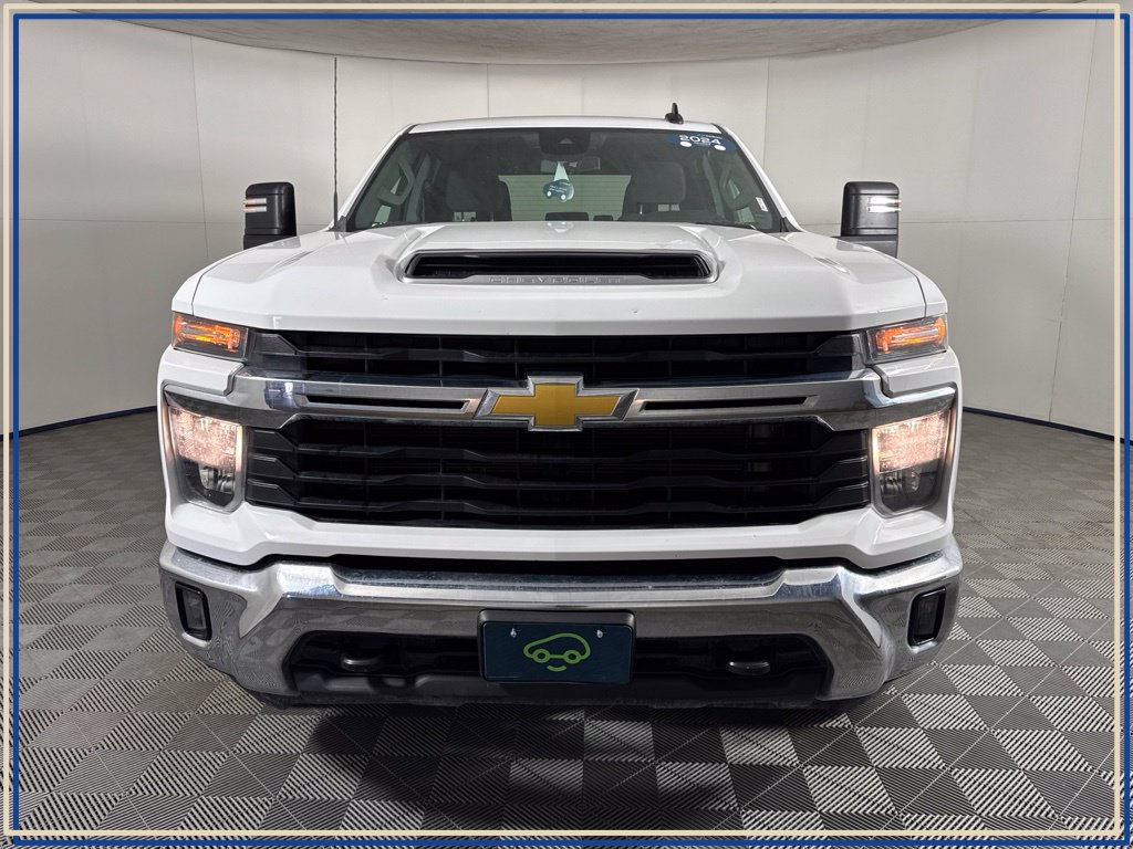 Certified 2024 Chevrolet Silverado 2500 LT w/ Convenience Package AWD/4WD image 3
