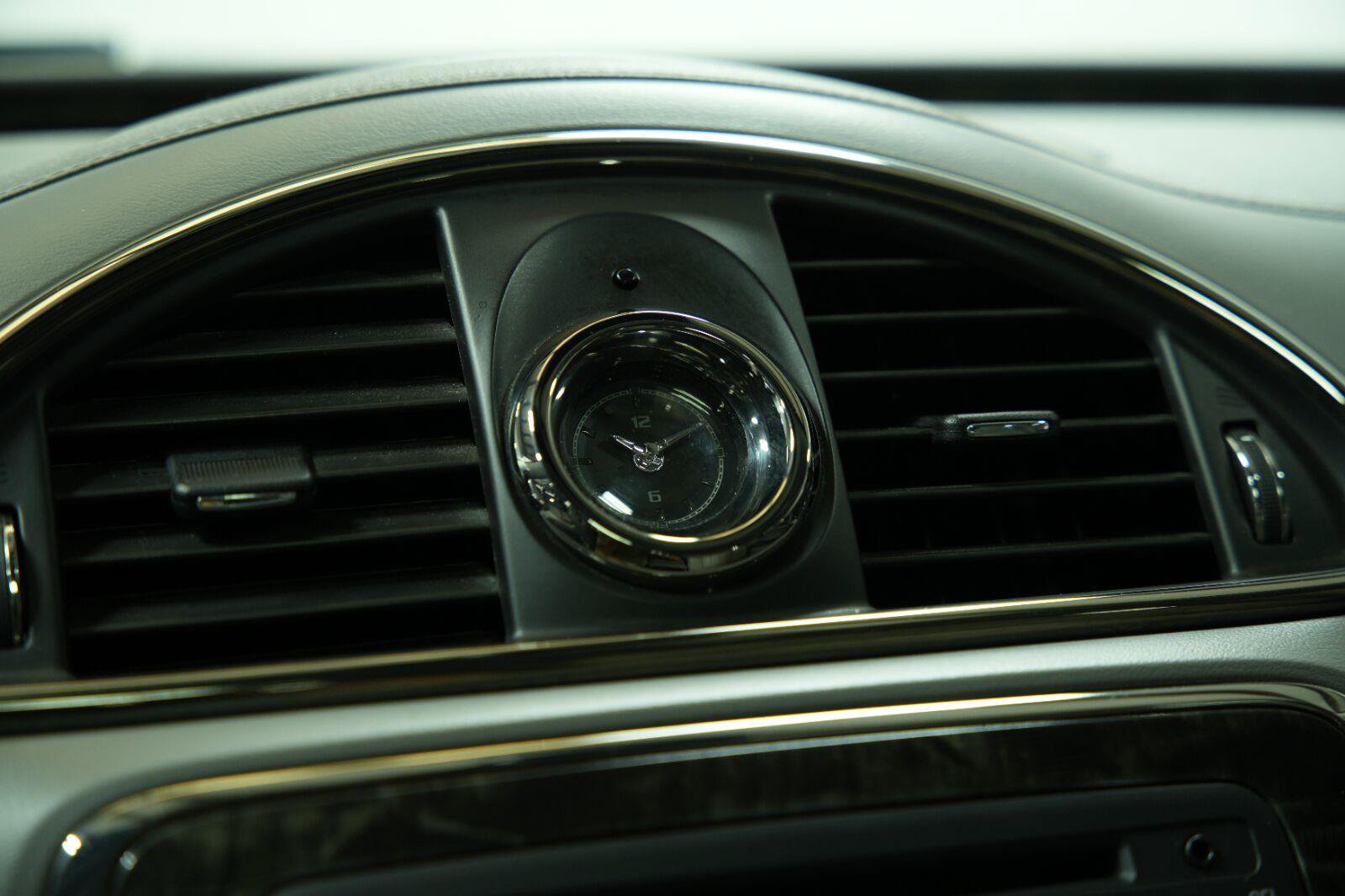 Certified 2014 Buick Enclave Premium FWD image 46
