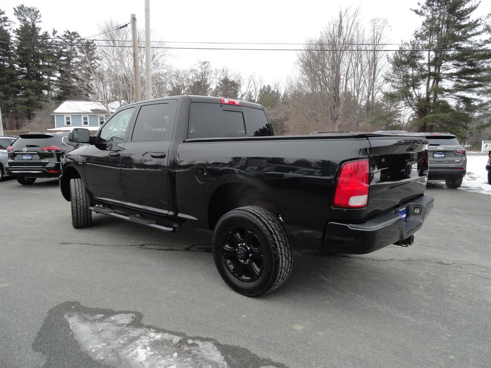 Used 2017 RAM 3500 Big Horn w/ Sport Appearance Group image 7