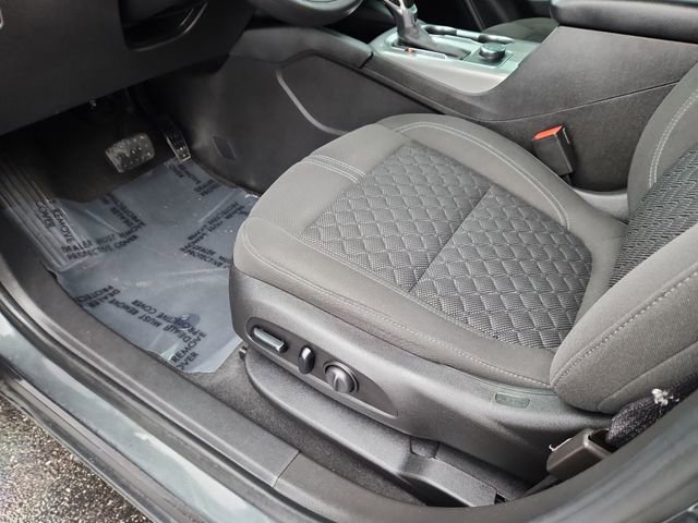 Used 2019 Chevrolet Blazer LT image 20