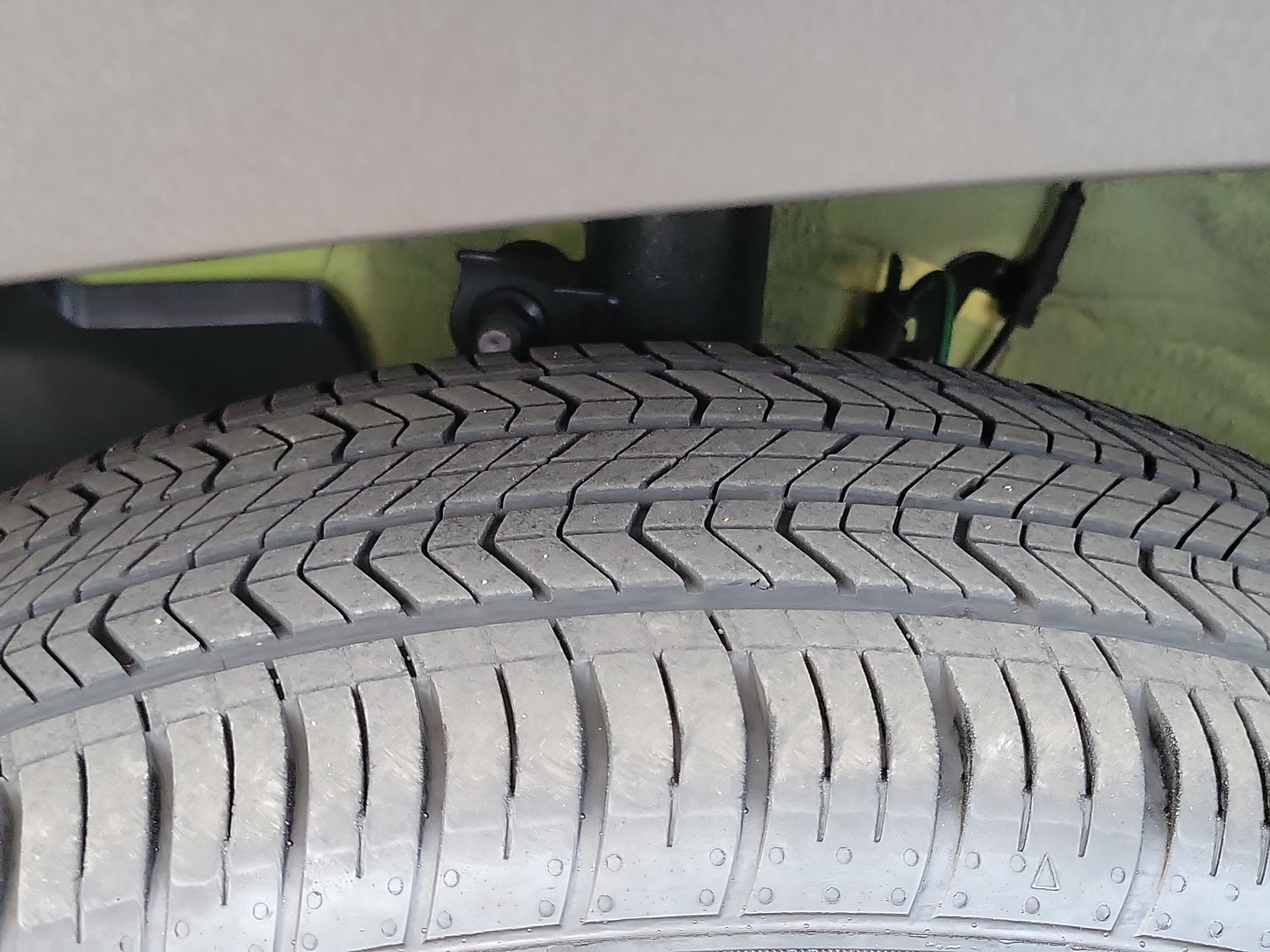 Certified 2025 Hyundai Kona SEL AWD/4WD image 11