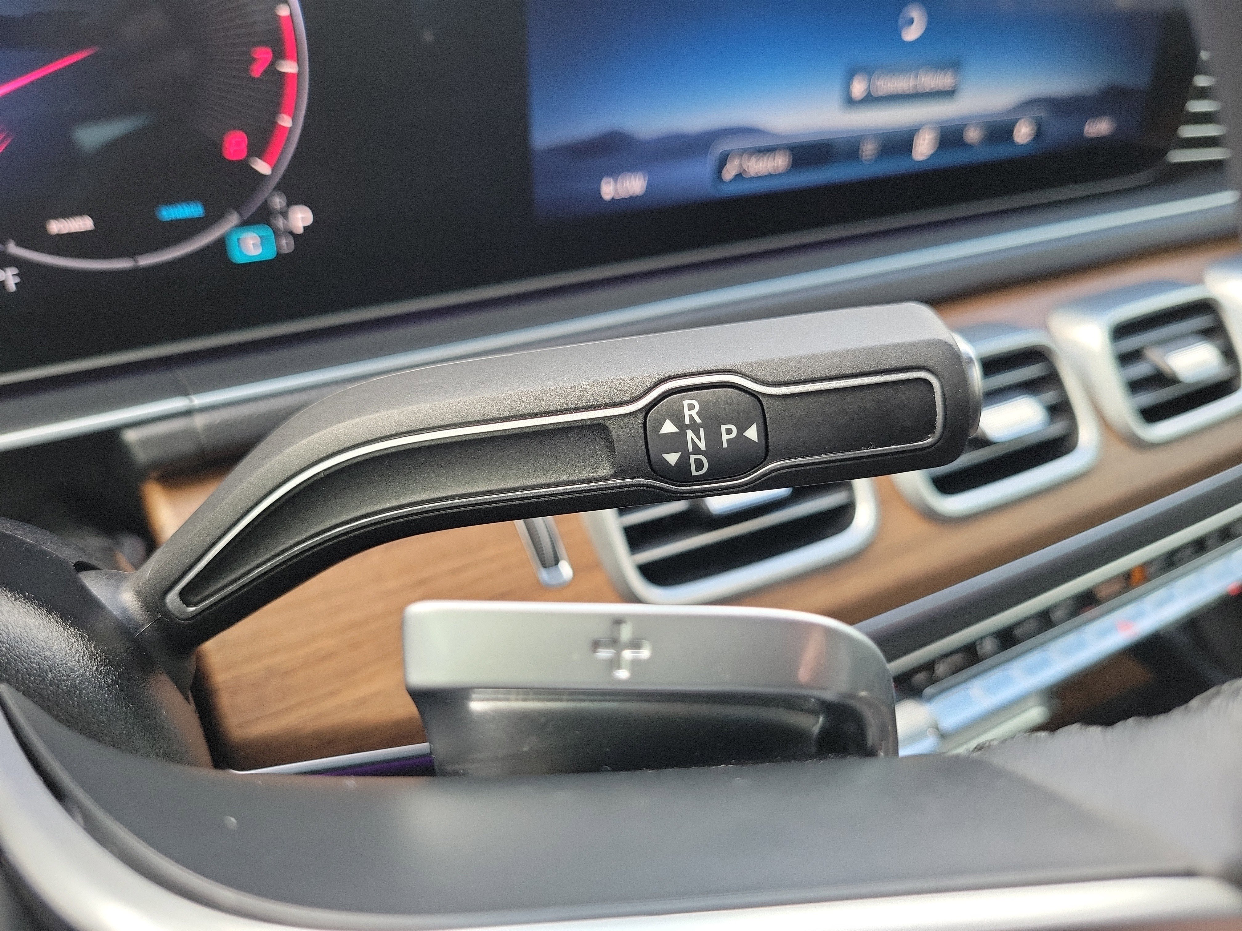 Used 2025 Mercedes-Benz GLE 580 4MATIC image 22