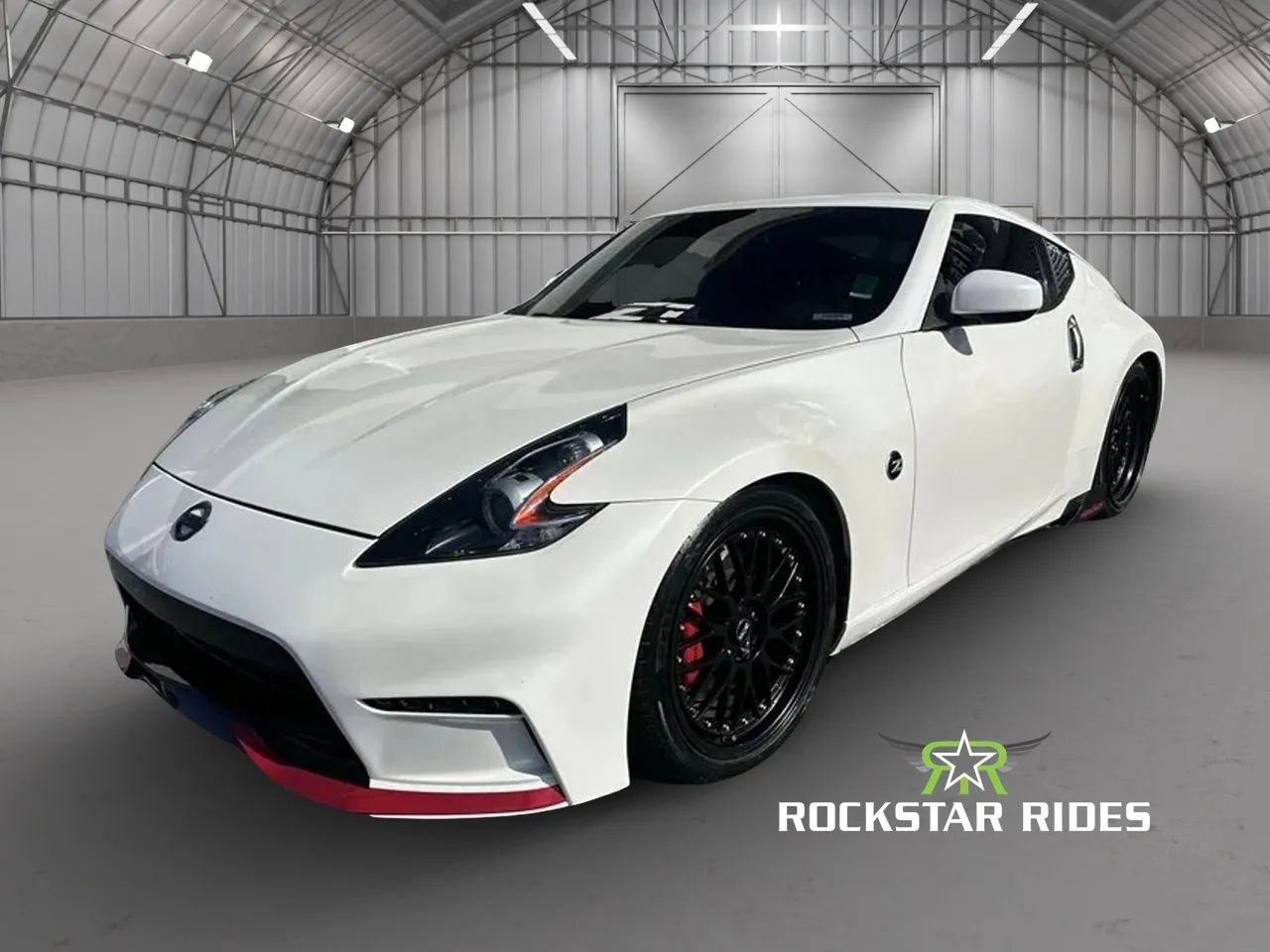 Used 2018 Nissan 370Z Coupe RWD image 24