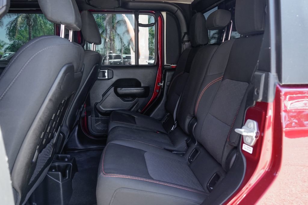 Used 2021 Jeep Gladiator Mojave AWD/4WD image 35