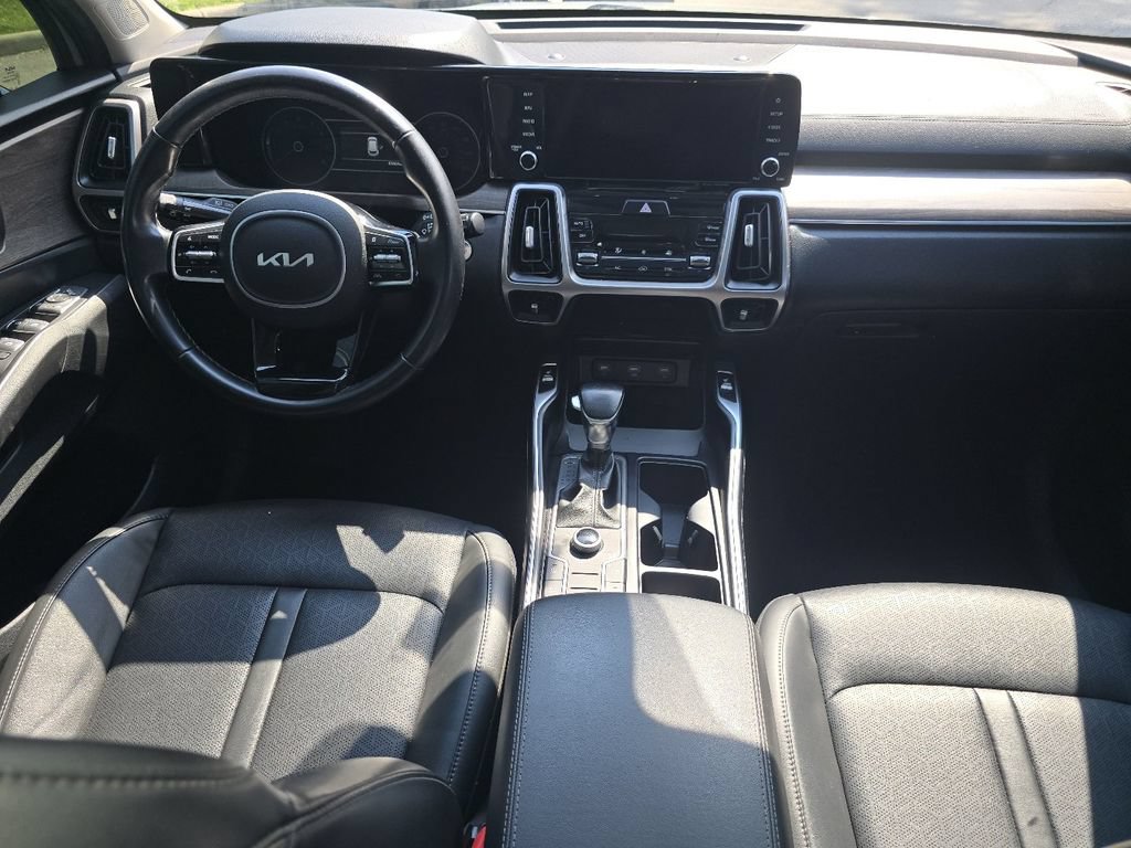 Used 2022 Kia Sorento S w/ Panoramic Sunroof Package AWD/4WD image 22